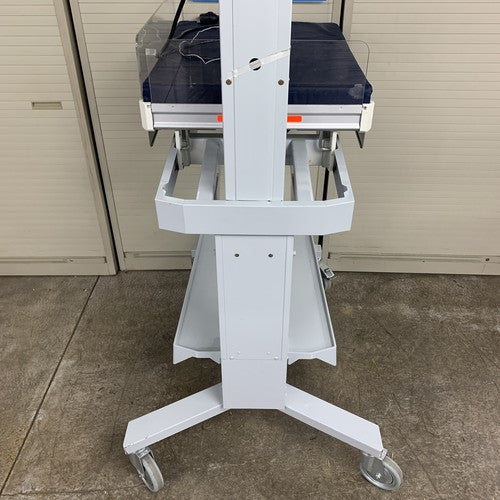 Air-Shields PM78-1 Infant Intensive Care System Powers and Heats