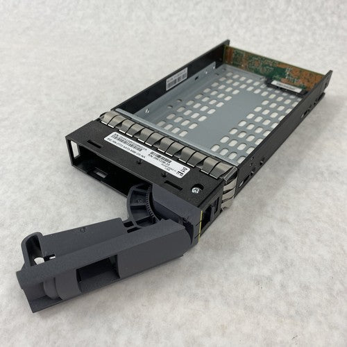 NetApp 0095673-10 SAS / SATA Hard Drive Caddy Tray 0961208-20 w/ Emulex Adapter