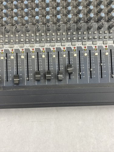 Peavey RQ 4324C Mixer-Pro Mixing Board Console