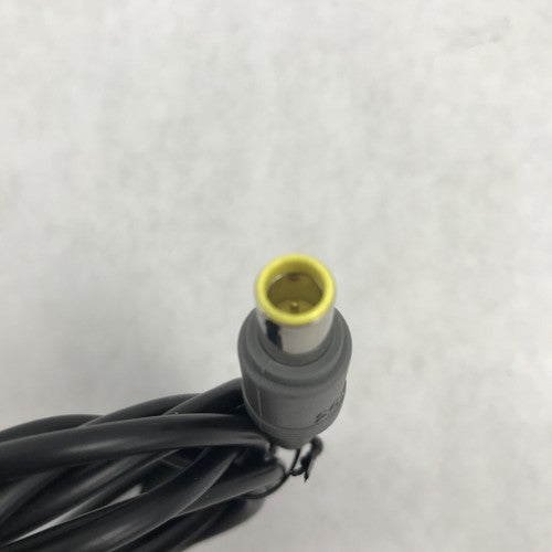 Lot of 8 Lenovo 92P1156 65W 20V AC Adapter 1.5A 60Hz