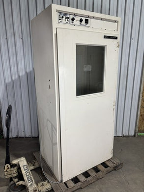Bellco Glass Laboratory Roll-In Incubator Oven Chamber Powers On