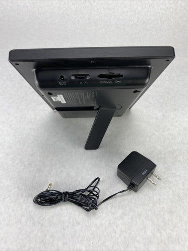 Optimus 16-235 7” Digital Photo Frame POWERS ON