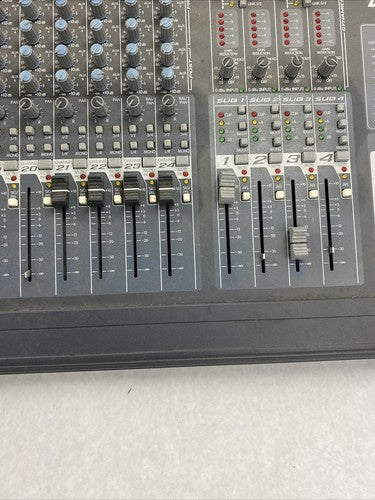 Peavey RQ 4324C Mixer-Pro Mixing Board Console