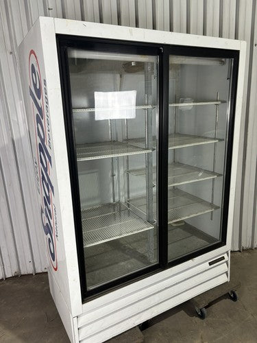 General Refrigeration RSL 40 GC 010 115V 9.5A  10 Oz Charge Powers Snapple
