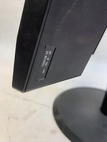 Lenovo ThinkCentre M71z AIO Intel Core i3-2121 3.3GHz 4GB RAM No HDD No OS