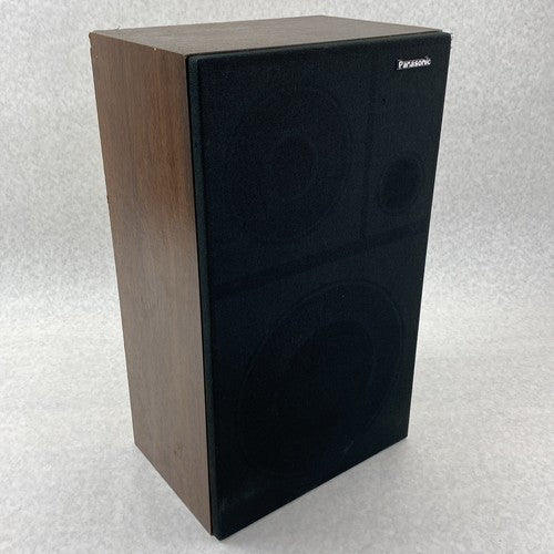 Panasonic SB-555 Simulated Wood Cabinet Speaker System