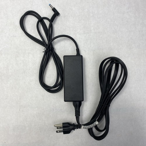 HP PPP009D 65W 19.5V 3.33A 4.5mm Laptop AC Adapter w/ Power Cord - Lot of 4