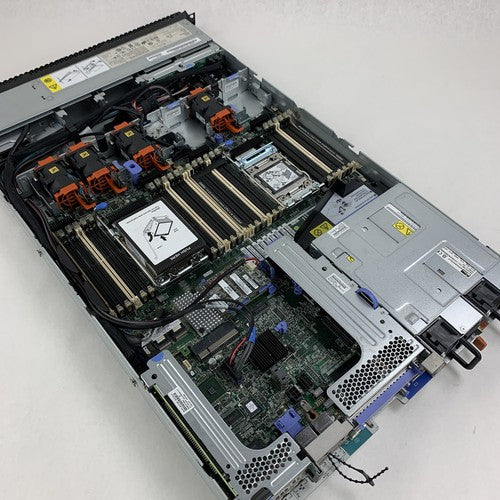 IBM System X3550 M4 Server 1x  E5-2640 2.5 GHz 8 GB Ram M5110 Raid No OS No HDD