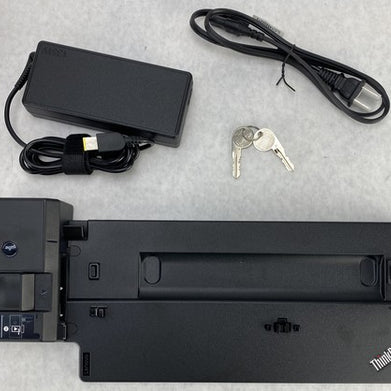 Lenovo 40AJ0135US ThinkPad 135w Ultra Docking Station + AC Adapter