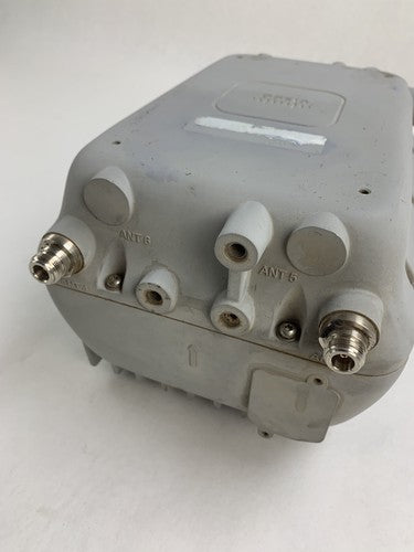 Cisco AIR-AP1572EAC-B-K9 Aironet Outdoor Access Point Missing Screws and Covers