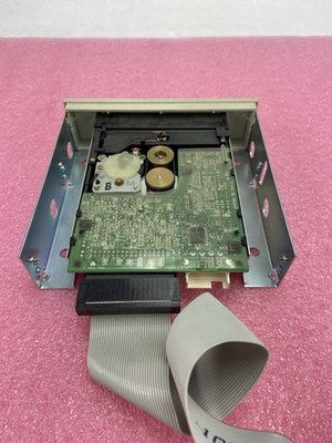Seagate CTT3200I-F Internal Tape Drive w/Seagtae 2MB Floppy Controller