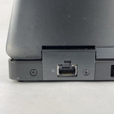 Dell Latitude 5590 15.6" i5-8250U 1.6 GHz 8GB RAM No SSD No OS - Bad Corner READ