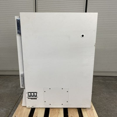 New Brunswick Scientific Innova 4200 Incubator Shaker M1233-0004