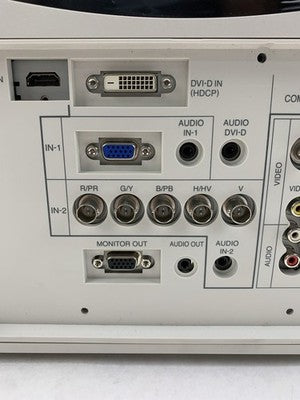 Mitsubishi WD3300U LCD Lamp Projector - Parts or Repair No Remote
