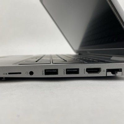 Dell Latitude 5520 15.6" i5-1135G7 2.40 GHz 8 GB RAM No SSD/OS/AC/Batt