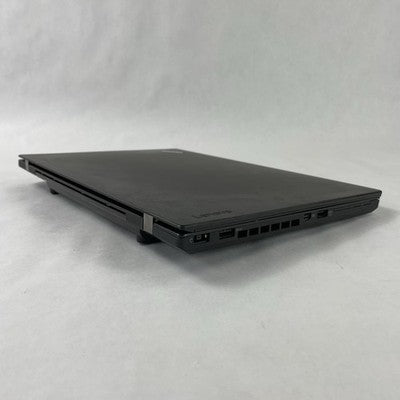 Lenovo ThinkPad T460 14" i5-6300U 2.40 GHz 8 GB RAM No SSD No OS Bad Bottom
