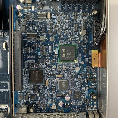 Apple A1279 XServe 2009 Server 2x Xeon E5520 2.26 GHz 24 GB Ram No OS No HDD