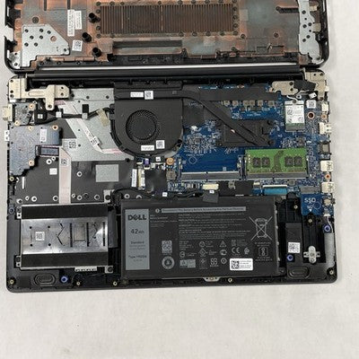 Dell Latitude 3500 15.6" i5-8265U 1.60 GHz 8 GB RAM No SSD No OS Bad Edge