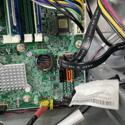 Lenovo ThinkCentre M82 MT i5-3570 3.40 GHz 8 GB RAM No HDD/OS