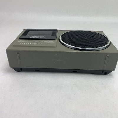 General Electric 3-5233B AM FM Radio Cassette Recorder - Parts or Repair