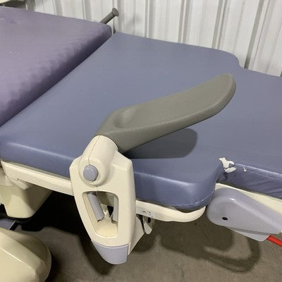 Stryker LD304 Birthing Bed Powers and Hydraulics work