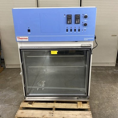 Thermo Scientific 3911 Forma Environmental Chamber