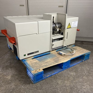 Perkin Elmer Zeeman Atomic Absorption Spectrometer Model 4100ZL
