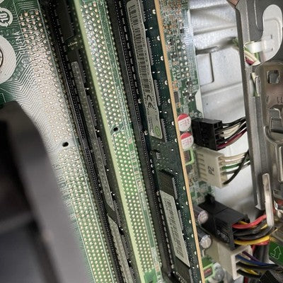 HP ProDesk 400 G1 SFF i3-4130 3.40 GHz 8 GB RAM No HDD No OS