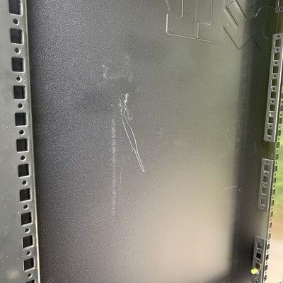 Dell PowerEdge 4220 42U Server Rack Cabinet 0T8GFJ  No PDUs or Rear Panel & Door