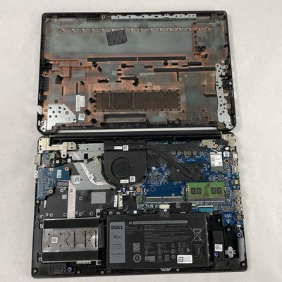 Dell Latitude 3500 15.6" i5-8265U 1.60 GHz 8 GB RAM No SSD No OS Bad Edge