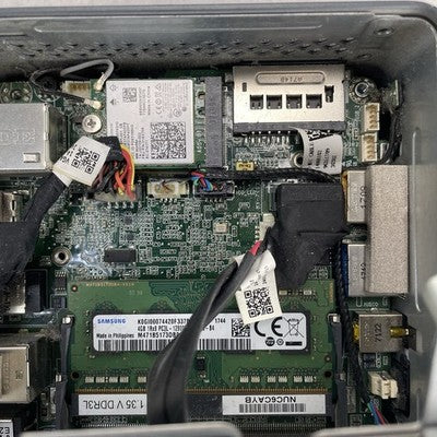 Intel NUC Micro NUC6CAY Celeron J3455 1.50 GHz 1x4 GB RAM No SSD No OS