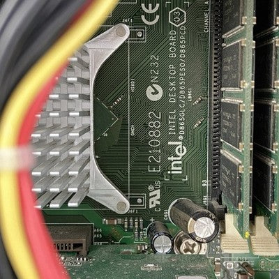Intel D865GLC Motherboard Intel Pentium 4 3.4GHz 2GB RAM No HDD No OS MX 440