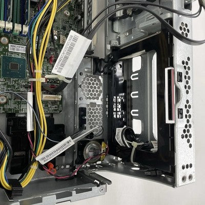Lenovo ThinkCentre M720s SFF i5-8500 3.00 GHz 8 GB RAM No HDD/OS