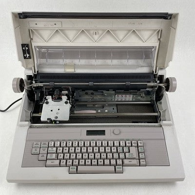 Xerox Memory writer 6015 Electronic Type Writer - Tested / No Ribbons