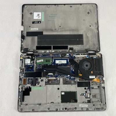 HP EliteBook 850 G3 15.6" i5-6200U 2.30 GHz 8 GB RAM No SSD No OS - Bad Bottom