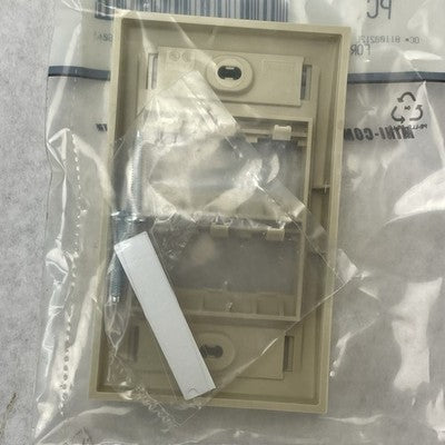 Panduit CFPE6EI MINI-COM Face-Plate Executive Series 6 Module Spaces Lot of 10