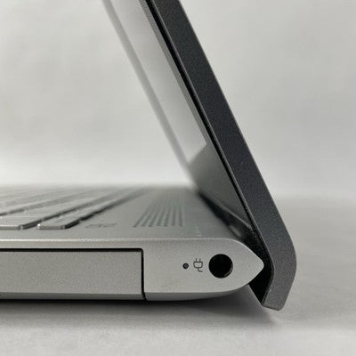 HP Pavilion 15-3168NGW 15.6" i5-8250U 1.60 GHz 8 GB RAM No SSD/OS/AC