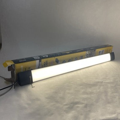 Metalux SHP 4 ft  Integrated LED White Shop