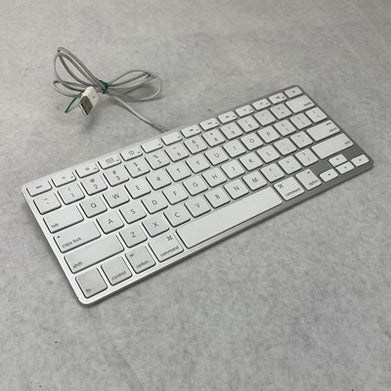 Apple A1242 Wired Keyboard English