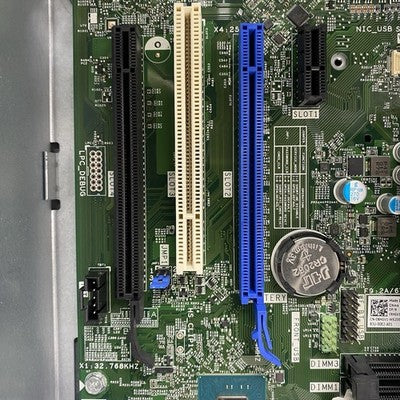 Dell OptiPlex 7050 MT Intel Core i7-7700 3.6GHz No RAM No HDD No OS