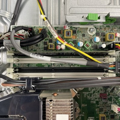 HP RP5 5810 DT i5-4570S 2.90 GHz 4 GB RAM No HDD/OS - Missing Side Panel