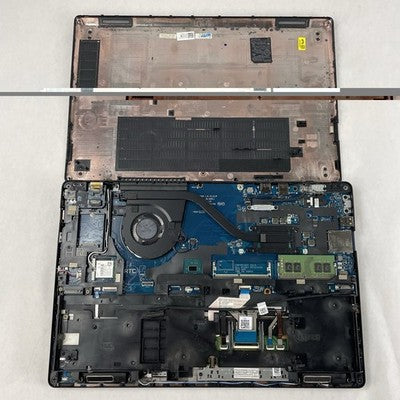 Dell Latitude 5580 15.6" i5-7440HQ 2.8GHz 8GB RAM No SSD/OS/AC - Bad Hinge Cover