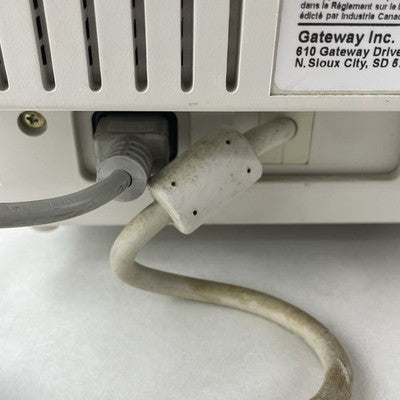 Gateway EV700 E7006 800x600 VGA CRT Color Computer Monitor