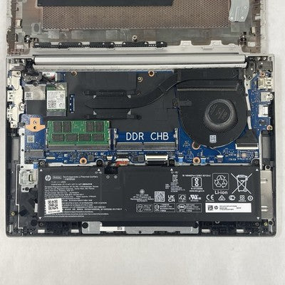 HP ProBook 630 G8 13.3" i7-1165G7 2.80 GHz 16 GB RAM No SSD/AC/OS - READ