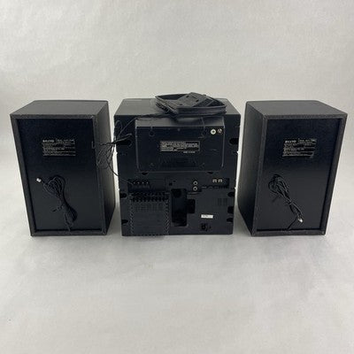 Sanyo AWM-170u Radio CD Player/ Dual Cassette Decks. AWM-170OU Tested No Remote