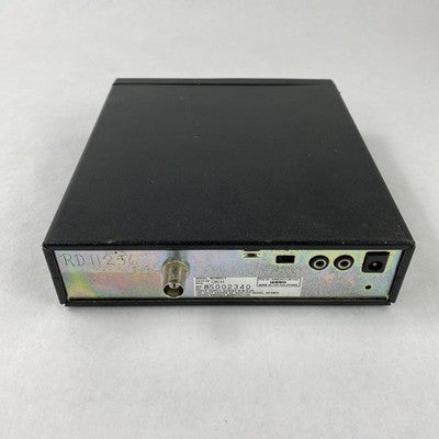 Uniden Bearcat BC 760XLT 800MHz Scanner No AC Cord Power Tested Damaged Screen