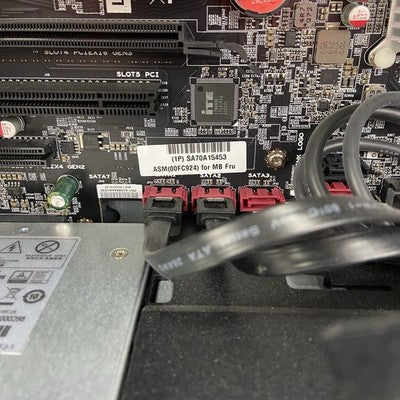 Lenovo ThinkStation P710 2x Intel Xeon E5-2620 V3 2.4GHz 32GB RAM No HDD No OS