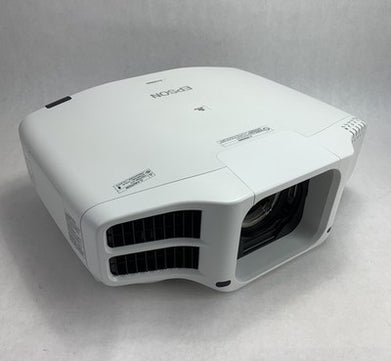 Epson H762A Pro G7400U LCD Lamp Projector - Parts or Repair No Lamp No Lens
