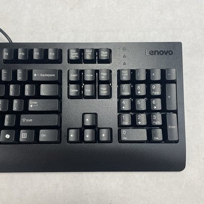 Lenovo Traditional USB Wired Keyboard (FRU:00XH688) Model SK-8827 Lot of 5