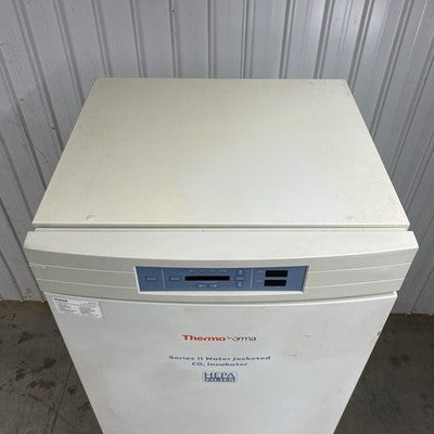Thermo Forma 3130 Series II Water Jacketed CO2 Incubators